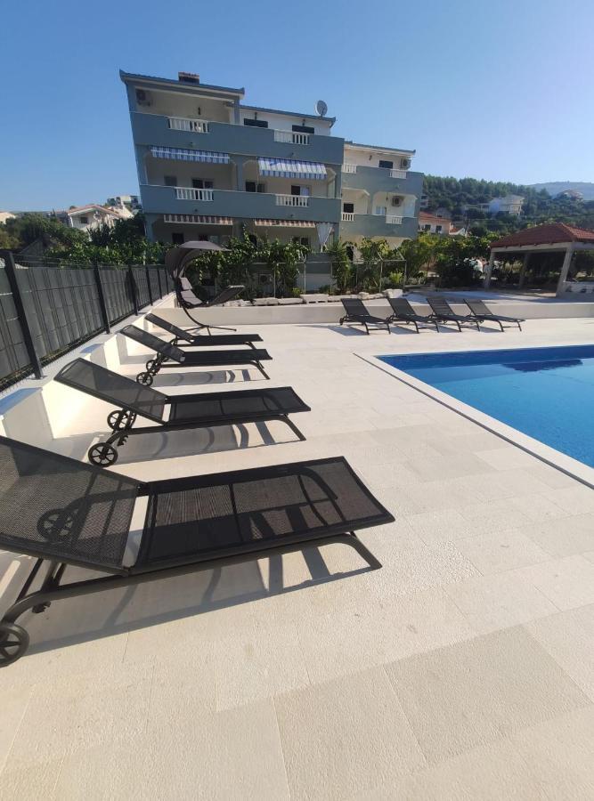 Apartmani Beran Seget Vranjica Εξωτερικό φωτογραφία