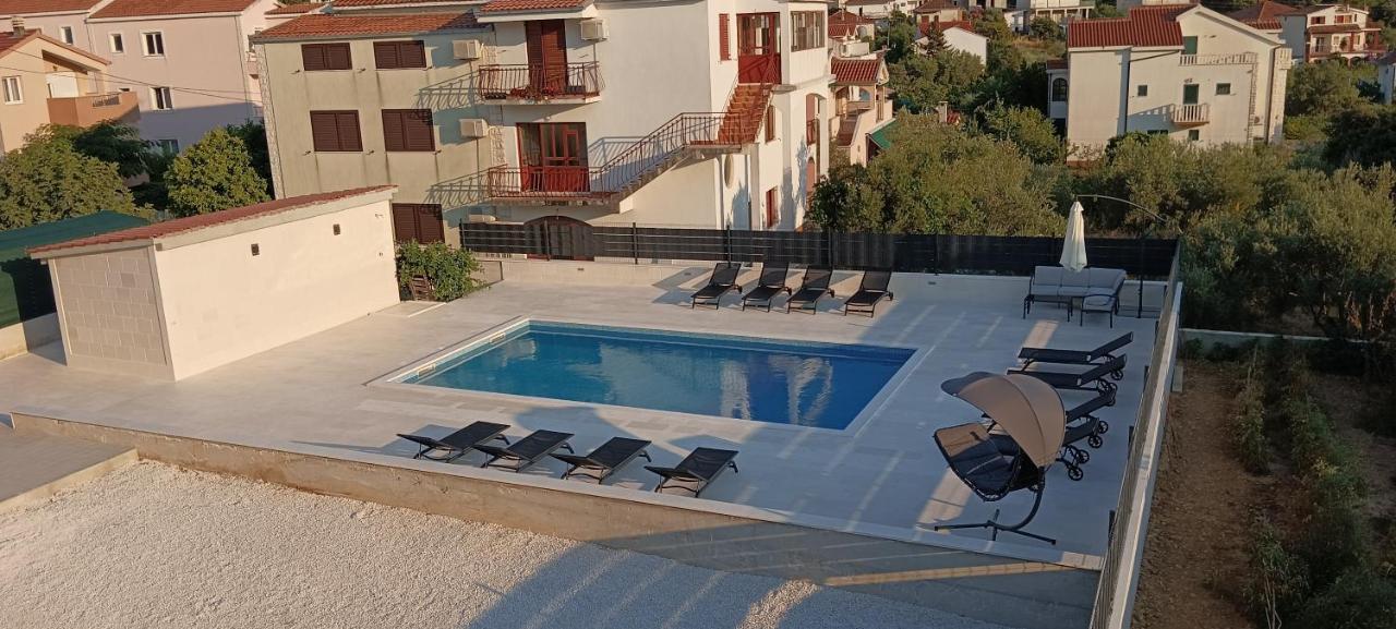 Apartmani Beran Seget Vranjica Εξωτερικό φωτογραφία