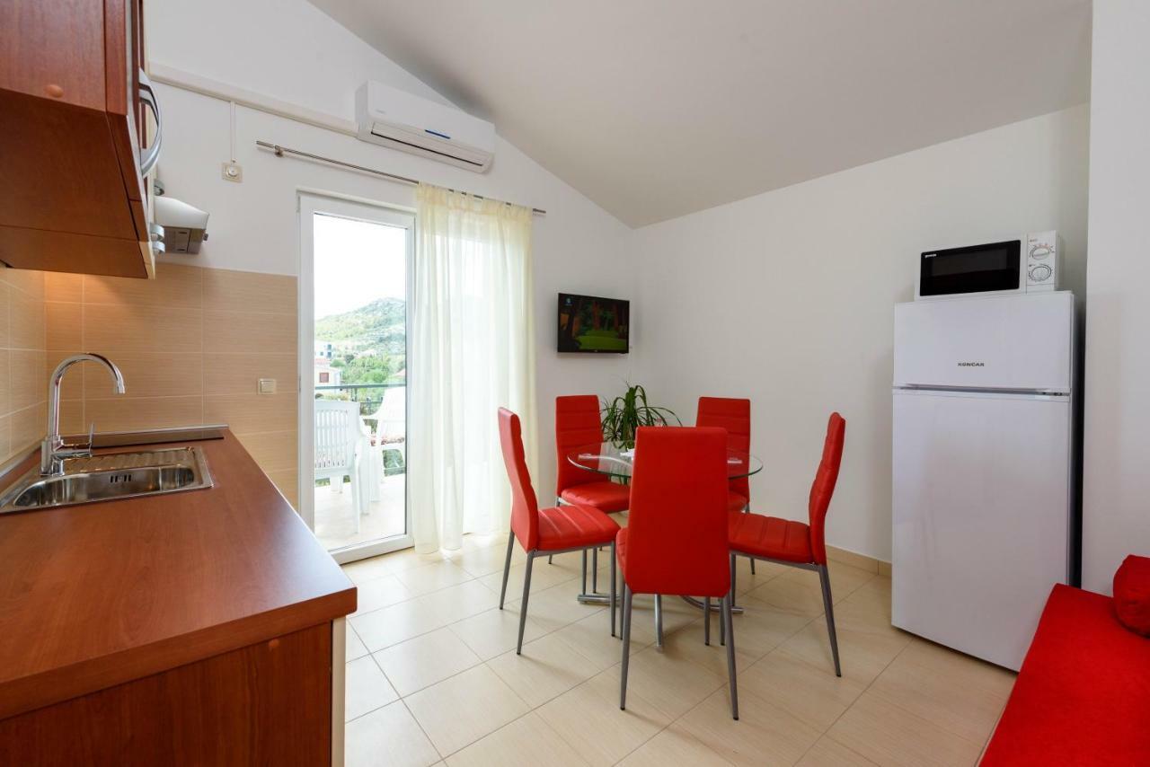 Apartmani Beran Seget Vranjica Εξωτερικό φωτογραφία