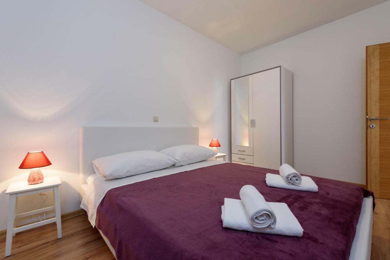 Apartmani Beran Seget Vranjica Εξωτερικό φωτογραφία