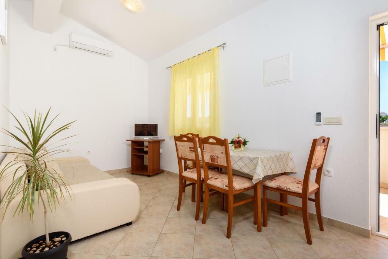 Apartmani Beran Seget Vranjica Εξωτερικό φωτογραφία