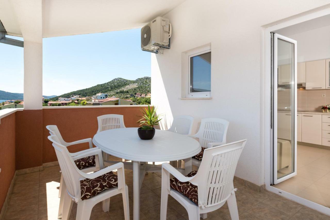 Apartmani Beran Seget Vranjica Εξωτερικό φωτογραφία